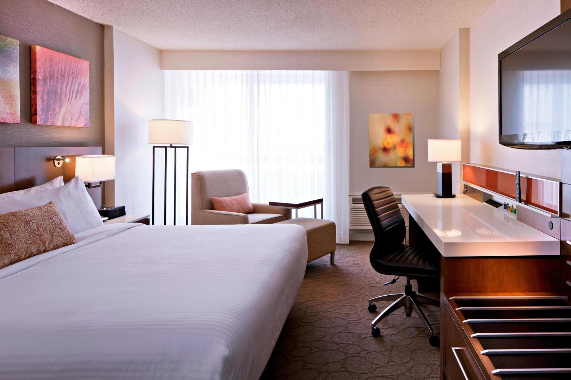 King Room,1705894086:JPEG